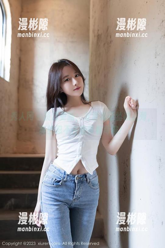 秀人网 - 资源更新：龙泽美曦丝袜系列，真的忍不住想多看两遍！