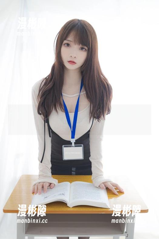 紧急企划 - 看了五更百鬼的礼服写真套图，我决定以后只穿家居服出门了！