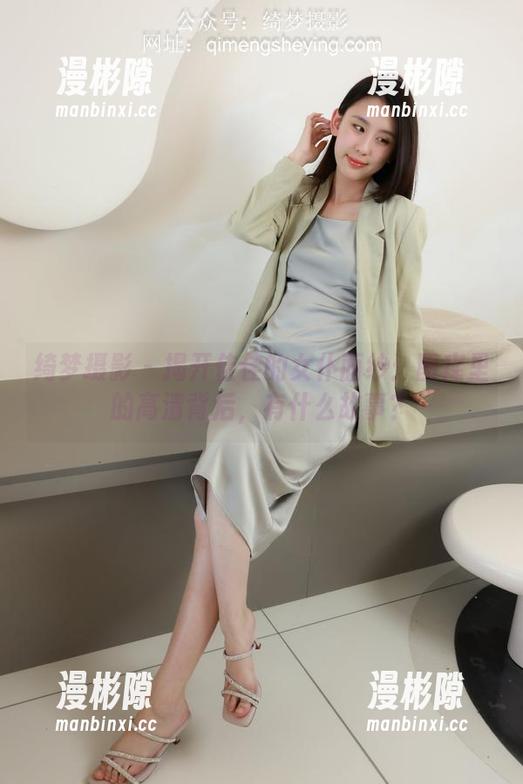 绮梦摄影 - 揭开佳佳的女仆面纱：图库里的高清背后，有什么故事？