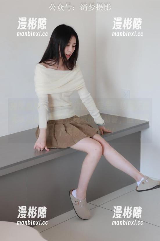 绮梦摄影 - 在安吉拉的图库里，珍藏无修无水印版，简直是视觉的自助餐，随便挑，选个光影儿，嘿嘿！