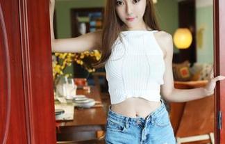 美媛馆 – 小魔女奈奈的丝袜探险：你绝不能错过的网盘作品！