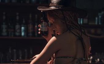 捡到一缕光，芊川一笑MNK灰丝图集，无圣光也有气氛