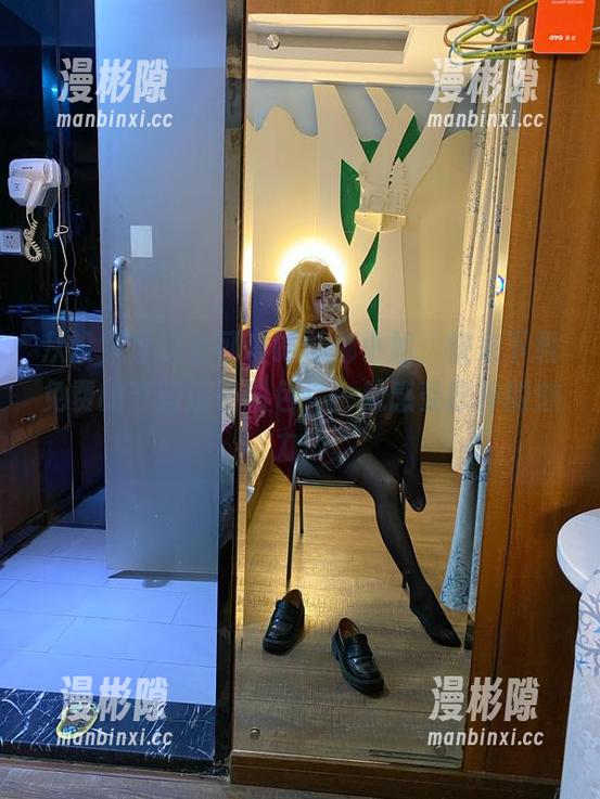 从没见过这么可爱的希娜小姐，快来下载免费的芋圆侑子图包，一起感受原神的魅力！