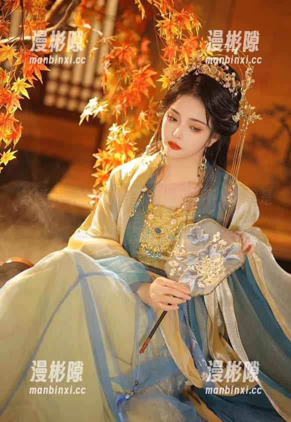 苏嫣qvq的运动图集：运动？不，我只是在追逐那块蛋糕！