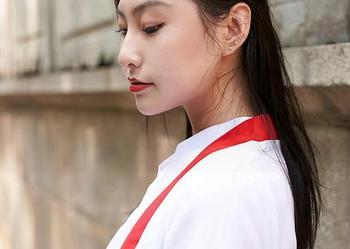 蜜桃社 – 免费图集！咕噜Sweet运动——居家运动，也能hold住你的颜值！