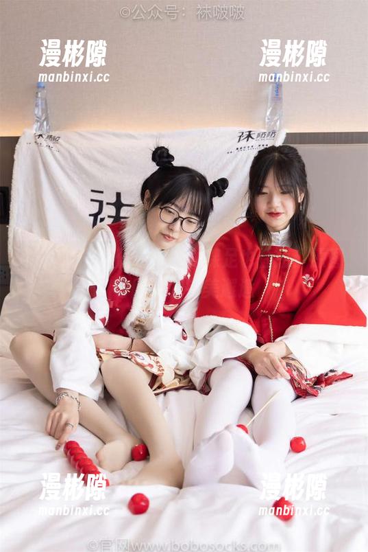 袜啵啵 - 轻盈如果冻，裸足也性感：原图与图片的完美邂逅