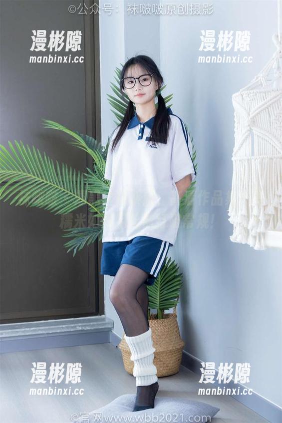 袜啵啵 - 厚黑丝花絮版，高清作品集！看糯米如何用丝袜打破常规！