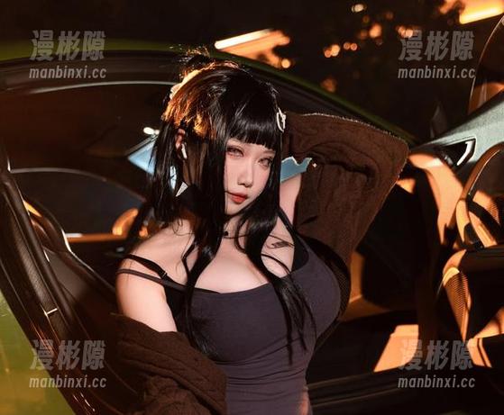 贞子蜜桃的网袜作品：每一针每一线，都是对视觉的挑逗！