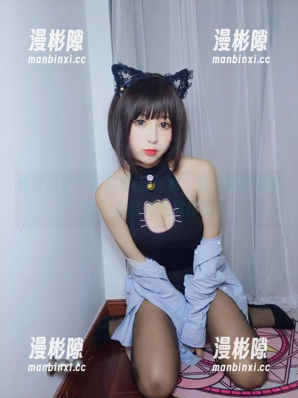 热乎出炉！雯粥粥i连体衣，看看她是如何“造”出这样的风格的！