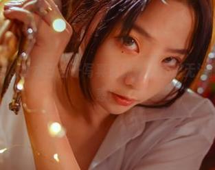 制服控的福音，青水百合子写真资源，简直是无法抵挡的清纯诱惑！
