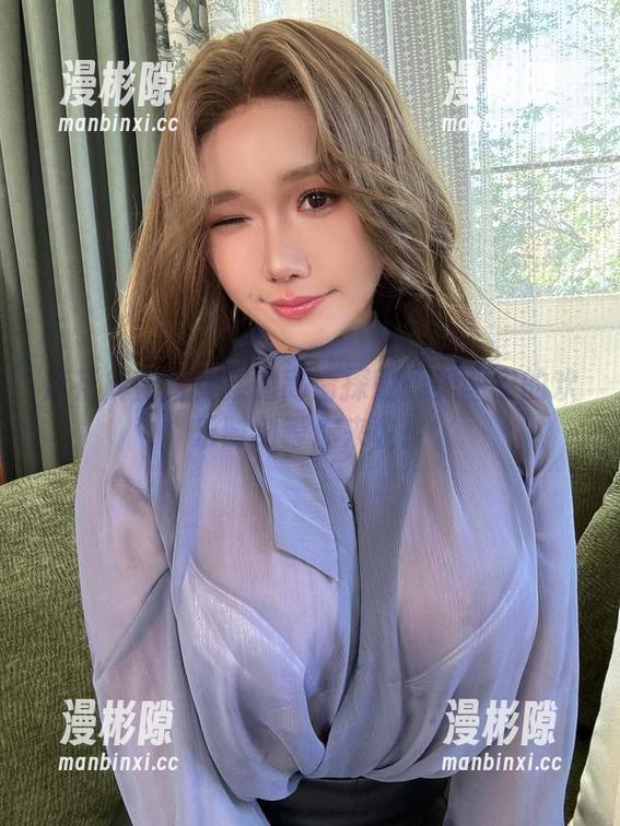 麻花麻花酱女孩的高清探险：美图中的欢乐时刻等你来收！